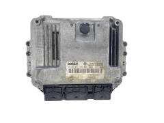 Calculateur 0281011776 8200391966 8200386508 Renault Bosch 63105