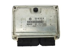 Calculateur 038906019BK 0281010305 VW Bosch 14580