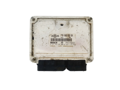 Calculateur 038906019BK 0281010305 VW Bosch 37383