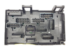 Boîtier Fusibles Chrysler 04748455AC Boîtier Fusibles Chrysler 04748455AC
