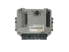 Calculateur 0281011275 8200305678 8200269879 Renault Bosch 43667