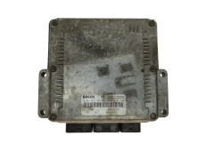 Calculateur 0281011102 8200153945 8200222133 Renault Bosch 14367