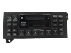 Radiocassette Chrysler Voyager P04704345-G 54D71204W07-0 Radiocassette Chrysler Voyager P04704345-G 54D71204W07-0