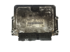 Calculateur 55198492 0281011488 Alfa Romeo Bosch 19955