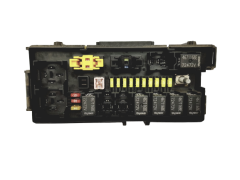 Boîtier Fusibles Jeep 04692087AB 