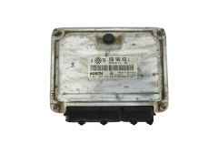 Calculateur 036906032L 0261207189 VW  Bosch 17007