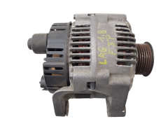 Alternateur Renault 7700424582 2541981A 110A Valeo 1059