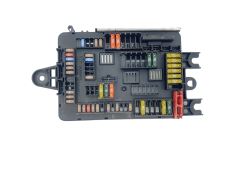 Boîtier Fusibles BMW 6114 V8 926111103