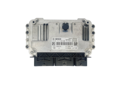 Calculateur 0261S17833 237105748R Renault Bosch 43848