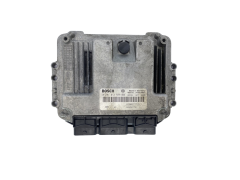 Calculateur 0281012589 8200527725 8200527756 Renault Bosch 62445