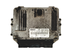 Calculateur 0281012769 8200391966 8200558304 Renault Bosch 19647