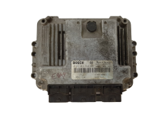 Calculateur 0281011549 8200310863 8200370779 Renault Bosch 16145