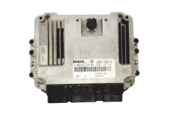 Calculateur 0281011776 8200391966 8200386508 Renault Bosch 17536