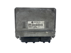 Calculateur 03E906023J 5WP40804 04 VW Siemens 51020