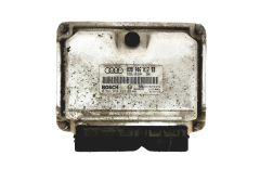 Calculateur 038906012BB 0281010123 Audi Bosch 24781