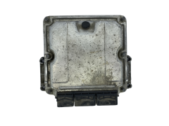 Calculateur 0281011101 8200163528 8200095416 Renault Bosch 52525