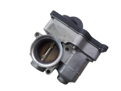 Boitier Papillon D’admission Nissan RME45-01 SERA576-02 Hitachi 1135
