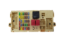 Boîtier Fusibles Alfa Romeo 50510079 50510082 NPL 19479