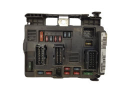 Calculateur BSM-B3 9643498880 T118470003G PSA Siemens 1474 Calculateur BSM-B3 9643498880 T118470003G PSA Siemens 1474