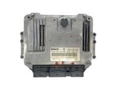 Calculateur 0281011275 8200305678 8200269879 Renault Bosch 63563
