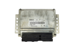 Calculateur 46801302 0281010740 15642WAV Alfa Romeo Bosch 17008