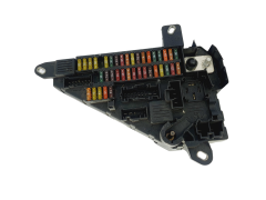 Boîtier Fusibles 9138830-01 518956057 BMW 37875 Boîtier Fusibles 9138830-01 518956057 BMW 37875