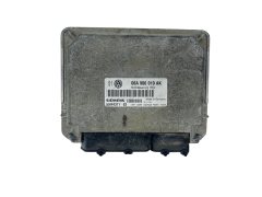 Calculateur VW 06A906019AK 5WP4371 03 Siemens 52162 Calculateur VW 06A906019AK 5WP4371 03 Siemens 52162