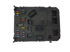 Calculateur BSI F02-00 9653667380 S118085200L PSA Siemens 2050