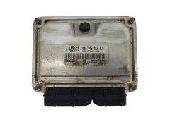 Calculateur 038906019HJ 0281010977 VW Bosch 3127
