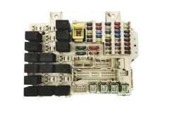 Boîtier Fusibles MN108319 5J14 Mitsubishi 