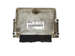 Calculateur Fiat 46789433 0281001955 Bosch 28098