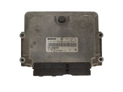 Calculateur 55198058 0281011553 19247EAA Fiat Bosch 13799
