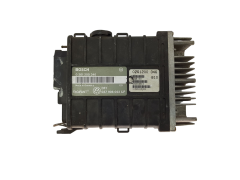 Calculateur 037906022CP 0261200346 VW Bosch