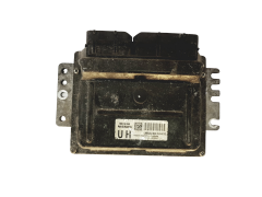 Calculateur MEC32-040 UH Nissan Hitachi 22038