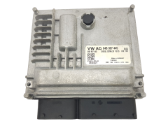 Calculateur 04B907445 28444321 21003001 VW Skoda Delphi