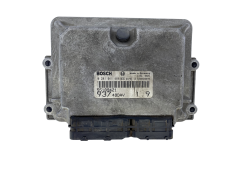 Calculateur 55189421 0281011488 93749DAV Alfa Romeo Bosch 49422