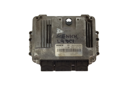 Calculateur 0281011549 8200310863 8200370779 Renault Bosch 18705