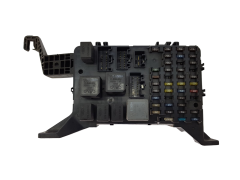 Boîtier Fusibles Ford 1S7T-14A073-AE 19850