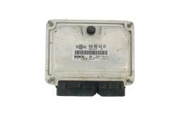 Calculateur 038906019EP 0281010701 Volkswagen Bosch 