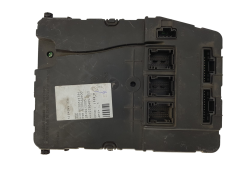 Calculateur UCH N2 8200525384 S118400150D Renault Siemens 1443