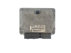 Calculateur 90589736LS 0281001670 Opel Bosch 45392
