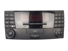 Radiocassette Mercedes-Benz W211 A2118200879 Radiocassette Mercedes-Benz W211 A2118200879