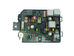 Boîtier Fusibles 13438946 WB 30959L Opel