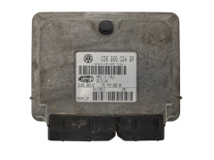 Calculateur 036906034GM 61601.068.01 IAW4MV.GM VW Magneti Marelli 2897
