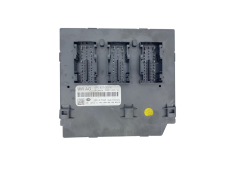 Calculateur 8P0907063N 5DK009653-28 VW Hella