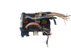 Calculateur BSM-B2 T118470002E 9643498980 PSA Siemens 40125 Calculateur BSM-B2 T118470002E 9643498980 PSA Siemens 40125