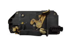 Serrure De Porte Droit Arrière 913856 Peugeot 306 Kiekert 10717 Serrure De Porte Droit Arrière 913856 Peugeot 306 Kiekert 10717