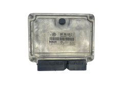 Calculateur 045906019C 0281010697 VW Bosch 56055