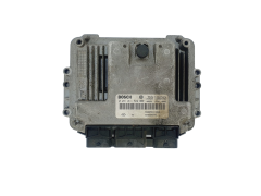 Calculateur Renault 0281011549 8200391966 8200370779 Bosch 35926