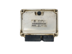 Calculateur 045906019CE 0281013179 Skoda Bosch 39276